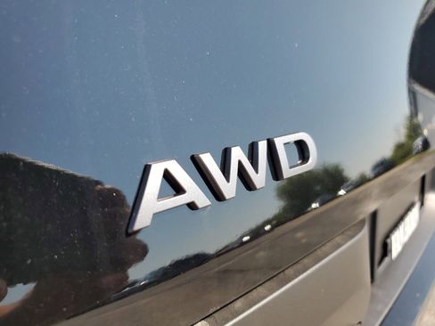 New 2025 Nissan Murano SV image 32