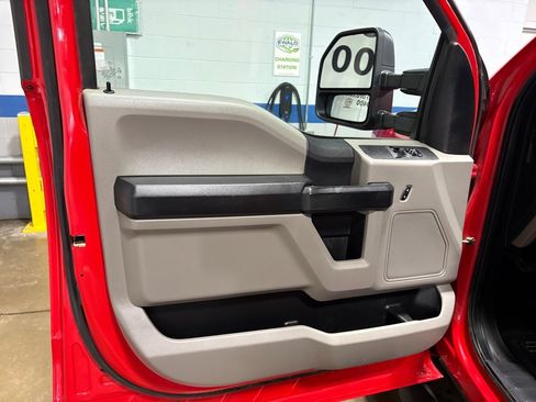 Used 2017 Ford F250 XL w/ STX Appearance Package image 18