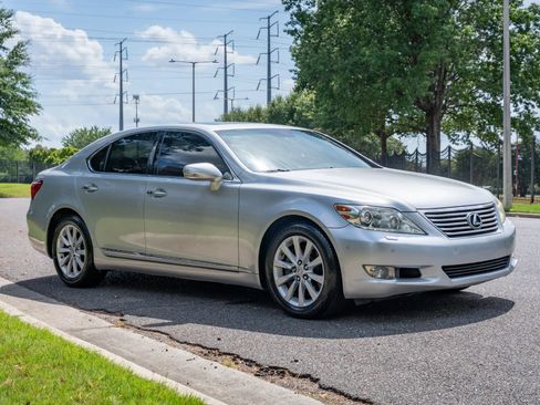 Used 2012 Lexus LS 460 AWD w/ Luxury Value Edition image 4