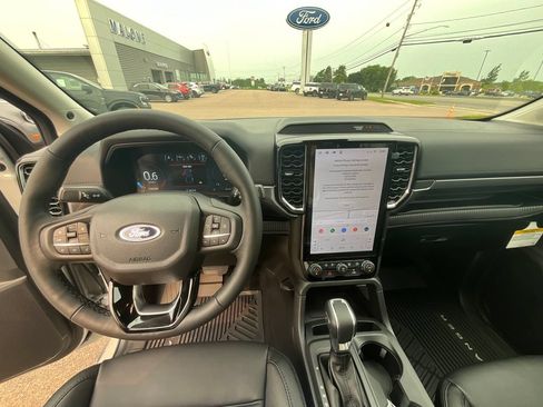 New 2026 Ford Ranger Lariat w/ FX4 Off-Road Package AWD/4WD image 27
