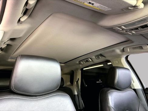 Used 2014 Cadillac SRX Luxury FWD image 14
