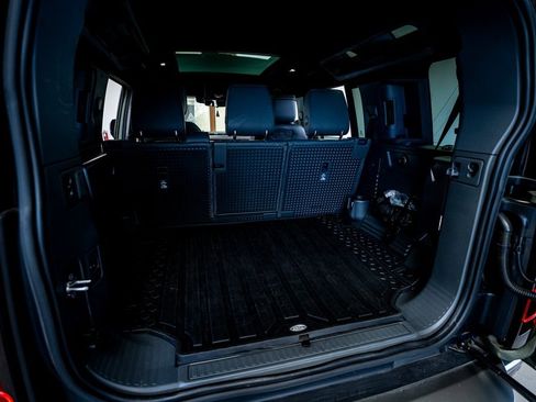 Used 2021 Land Rover Defender 110 X-Dynamic HSE image 61