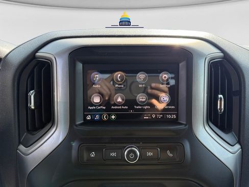 Used 2025 Chevrolet Silverado 1500 Custom Trail Boss w/ LPO, Dark Essentials Package AWD/4WD image 31