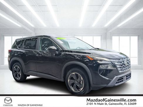 Used 2024 Nissan Rogue SV FWD image 1