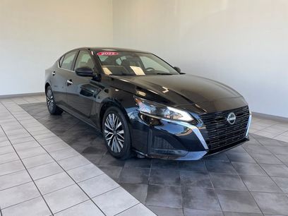 Used 2024 Nissan Altima 2.5 SV