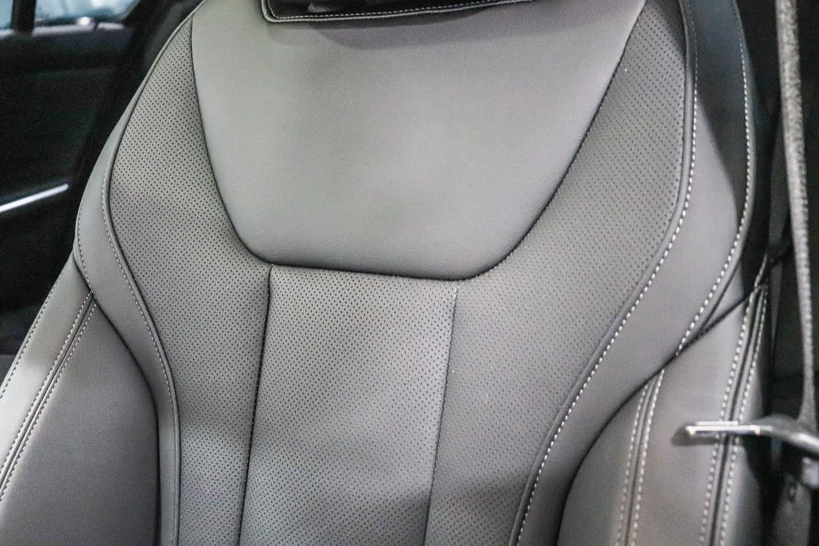 Used 2024 BMW M340i w/ Premium Package RWD image 29