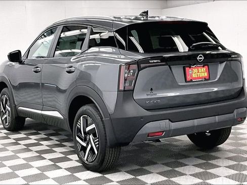 New 2026 Nissan Kicks SV image 4