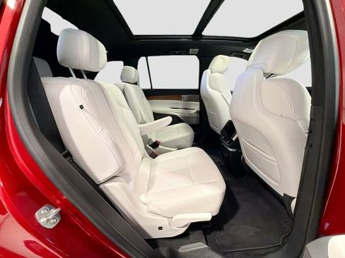 New 2026 Cadillac Vistiq Sport image 24