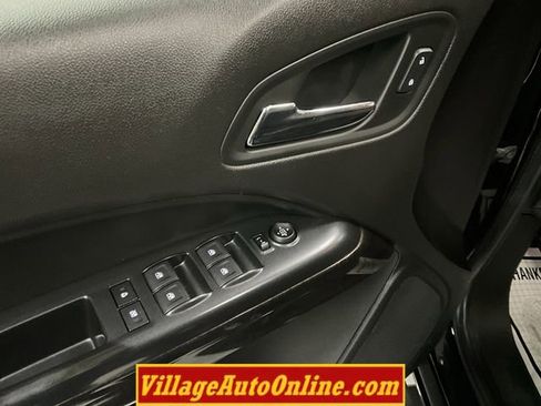 Used 2015 GMC Canyon SLT w/ Driver Alert Package image 13