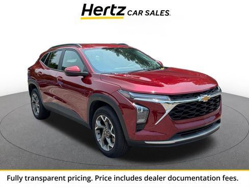 Used 2025 Chevrolet Trax LT w/ LT Convenience Package FWD image 1