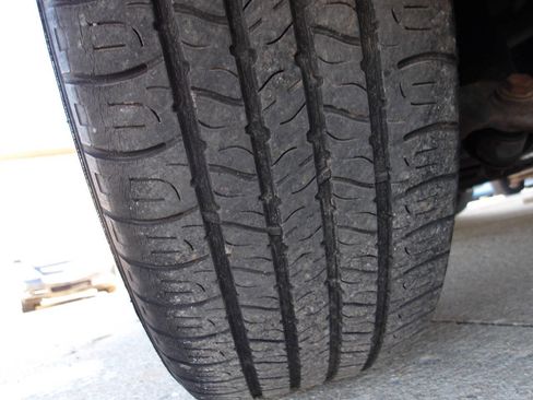 Used 2011 Nissan Sentra 2.0 S w/ Convenience Pkg image 23