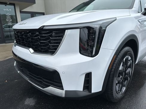 New 2026 Kia Sorento S w/ S Panoramic Sunroof Package image 12