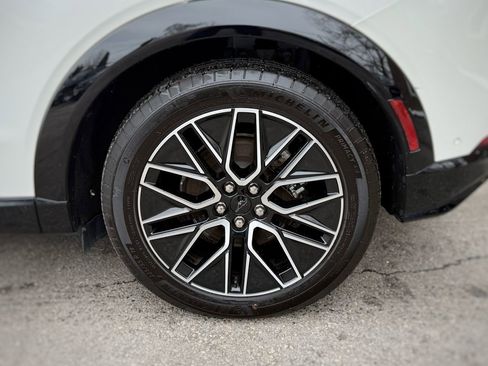 Used 2024 Ford Mustang Mach-E Premium image 10