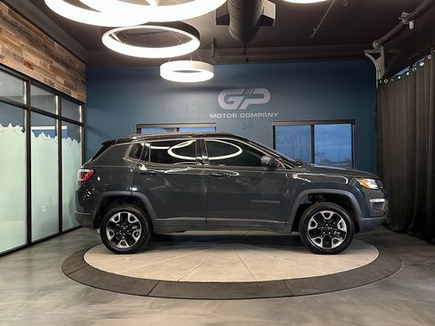 Used 2017 Jeep Compass Trailhawk w/ Navigation Group image 2