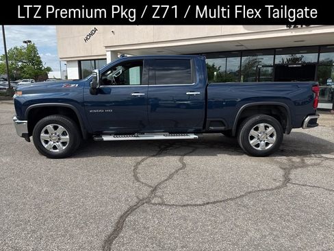 Used 2022 Chevrolet Silverado 2500 LTZ w/ LTZ Premium Package image 7