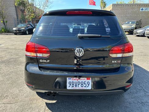 Used 2013 Volkswagen Golf 4-Door image 6