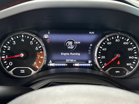 Used 2023 Jeep Renegade Trailhawk image 33