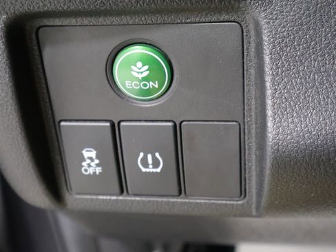 Used 2019 Honda HR-V Sport image 30