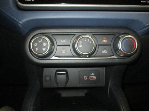 New 2025 Nissan Versa SV w/ Trunk Package image 18