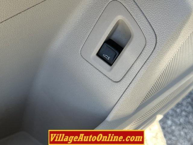 Used 2018 Volkswagen Atlas SEL AWD/4WD image 11