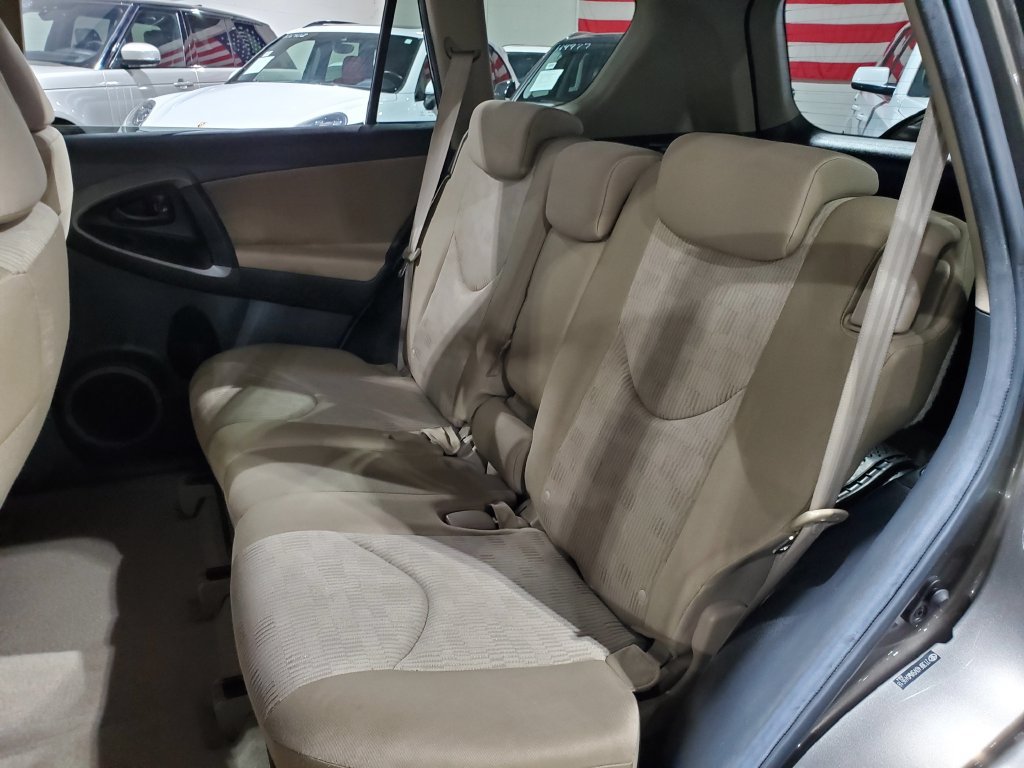 Used 2010 Toyota RAV4 4WD image 22