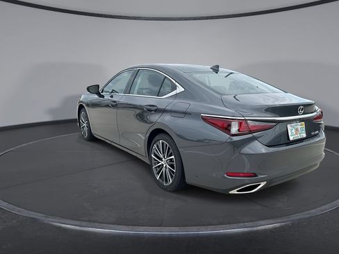 Used 2025 Lexus ES 350 w/ Premium Package FWD image 10