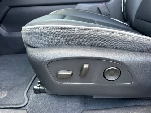 Used 2026 GMC Sierra EV Elevation image 14