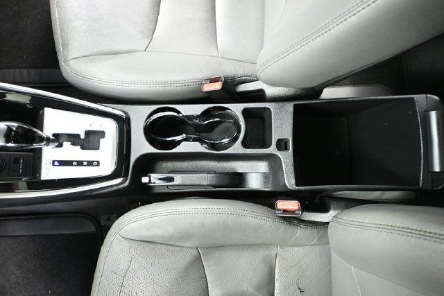 Used 2012 Hyundai Elantra Limited w/ Technology Pkg 5 FWD image 28
