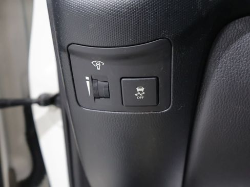 Used 2013 Kia Soul + FWD image 27