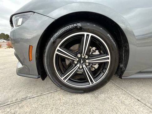 Used 2025 Ford Mustang Premium RWD image 32