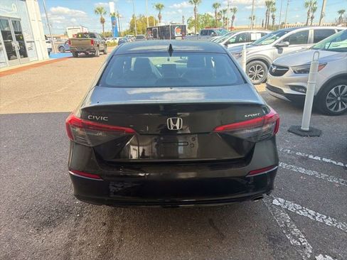 Used 2022 Honda Civic Sport image 11