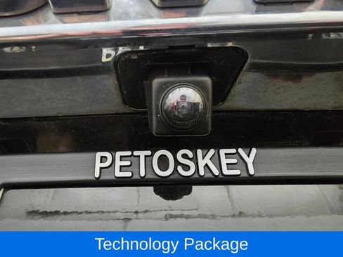 Used 2019 GMC Acadia Denali w/ Technology Package AWD/4WD image 10