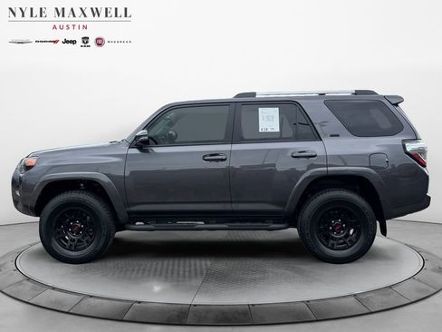 Used 2023 Toyota 4Runner SR5 Premium w/ Moonroof Package AWD/4WD image 13