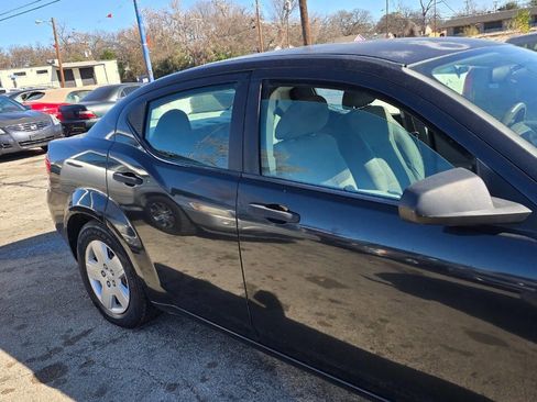 Used 2008 Dodge Avenger SE image 6