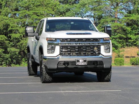 Used 2022 Chevrolet Silverado 2500 LT w/ Fleet Comfort Package AWD/4WD image 8