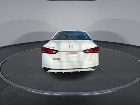 Used 2024 Nissan Altima 2.5 S image 14