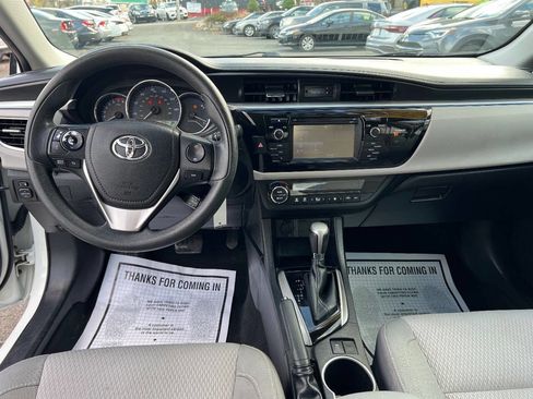 Used 2014 Toyota Corolla LE Premium image 20