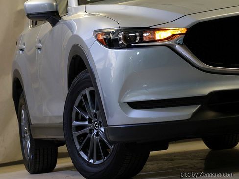 Used 2021 MAZDA CX-5 Touring w/ Touring Preferred SV Package AWD/4WD image 4