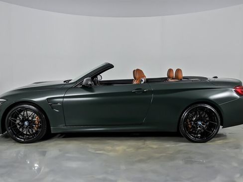 Used 2020 BMW M4 Convertible w/ Competition Package RWD image 8