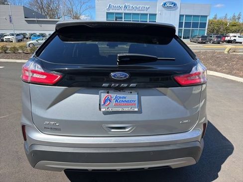 Certified 2024 Ford Edge SEL image 5