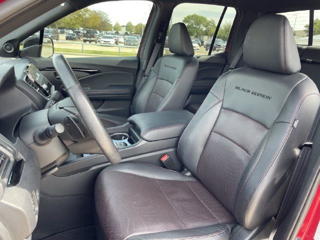 Used 2025 Honda Ridgeline Black Edition image 24