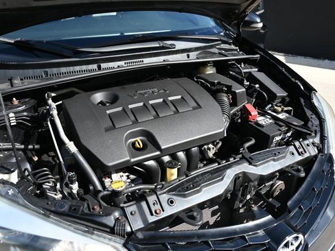 Used 2015 Toyota Corolla S FWD image 20
