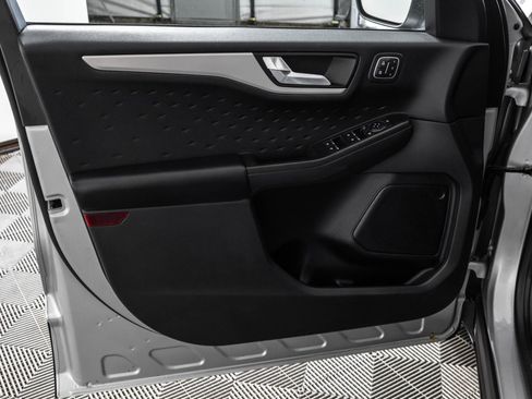 Used 2020 Ford Escape SEL FWD image 37