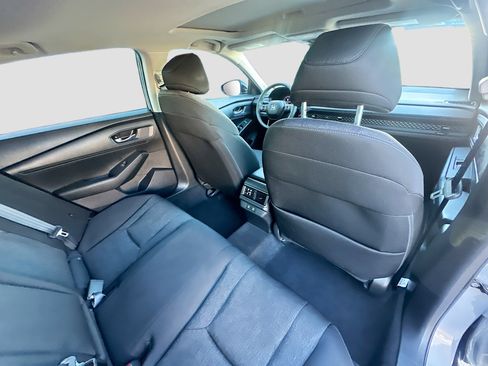 Certified 2025 Honda Accord SE image 30