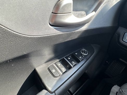 Used 2023 Kia Forte LXS FWD image 15
