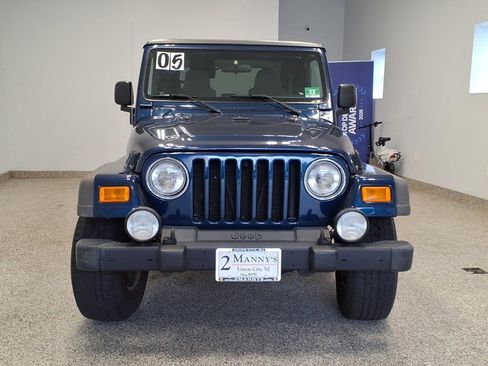 Used 2005 Jeep Wrangler 4WD Sport image 2