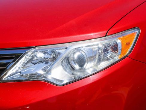 Used 2012 Toyota Camry LE FWD image 11