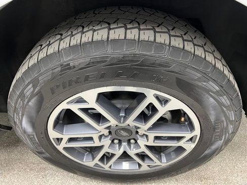 Used 2025 Ford Expedition Active AWD/4WD image 74