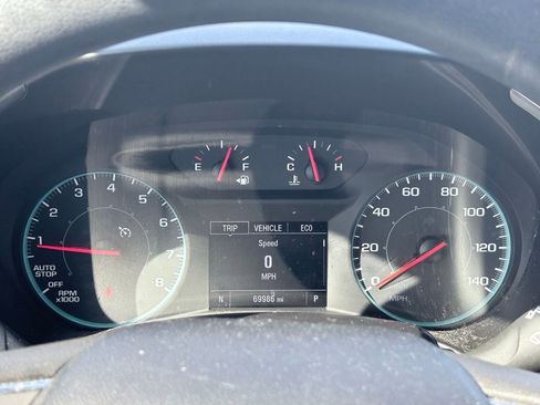 Used 2019 Chevrolet Equinox LS image 8