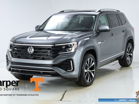 Used 2024 Volkswagen Atlas SEL Premium R-Line AWD/4WD image 41